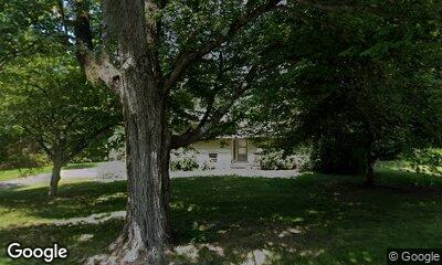 157 CIRCLE DR