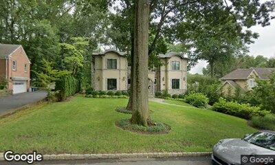 4 N SUMMIT ST